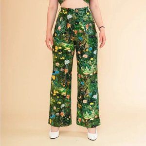 Samantha Pleet Realm Pants in Dream Floral (Size 10)